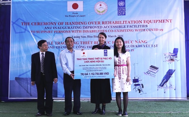 Hỗ trợ người khuyết tật chung sống an toàn với COVID-19