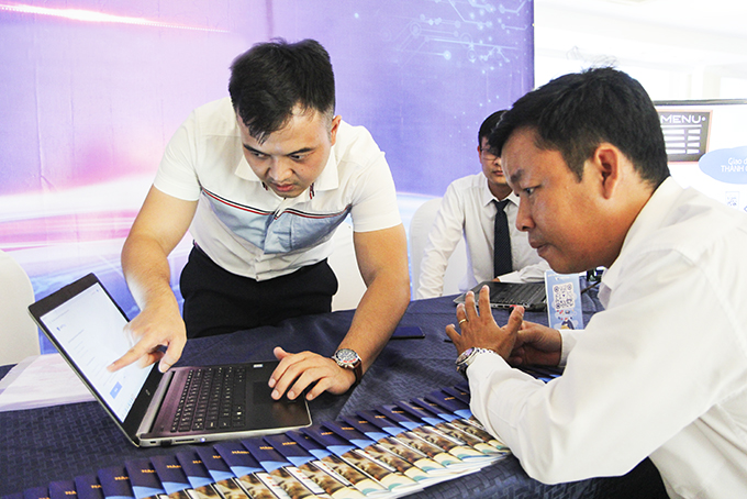 Khánh Hòa Đẩy mạnh cung cấp dịch vụ công trực tuyến