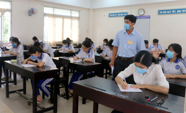 Hà Tĩnh hoàn thành danh sách cấp thẻ BHYT học sinh năm học 2020-2021