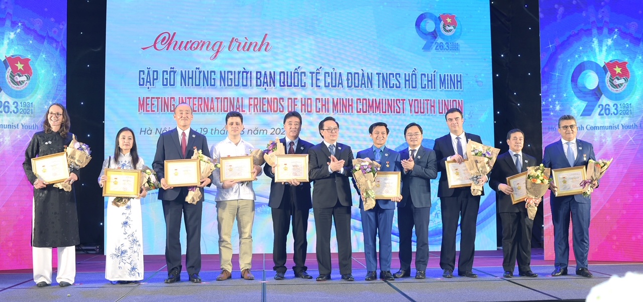 Tri ân sự hỗ trợ, ủng hộ to lớn của bạn bè quốc tế