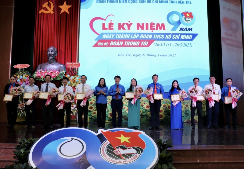Bến Tre Thi đua xây dựng chi đoàn mạnh, chi đoàn kiểu mẫu