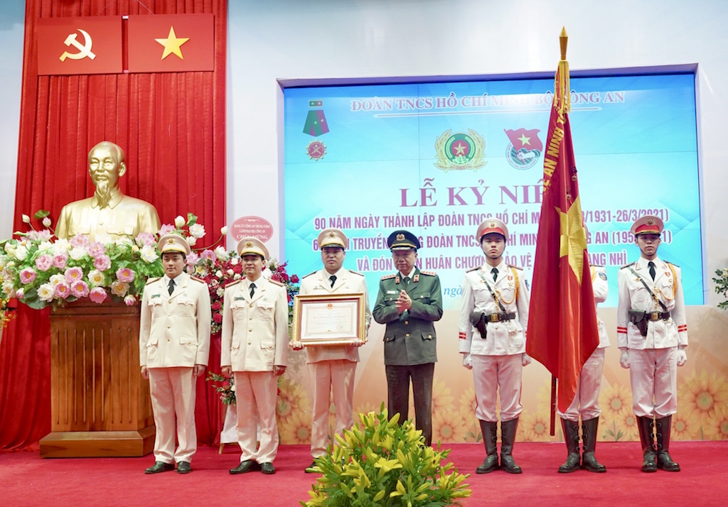 Đoàn viên, thanh niên Công an phải tuyệt đối trung thành với Đảng, Nhà nước và Nhân dân