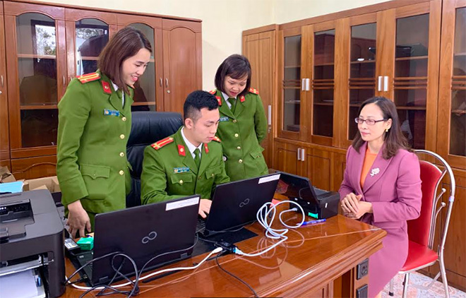Yên Bái Phấn đấu đến ngày 30 6 2021 hoàn thành việc cấp thẻ CCCD
