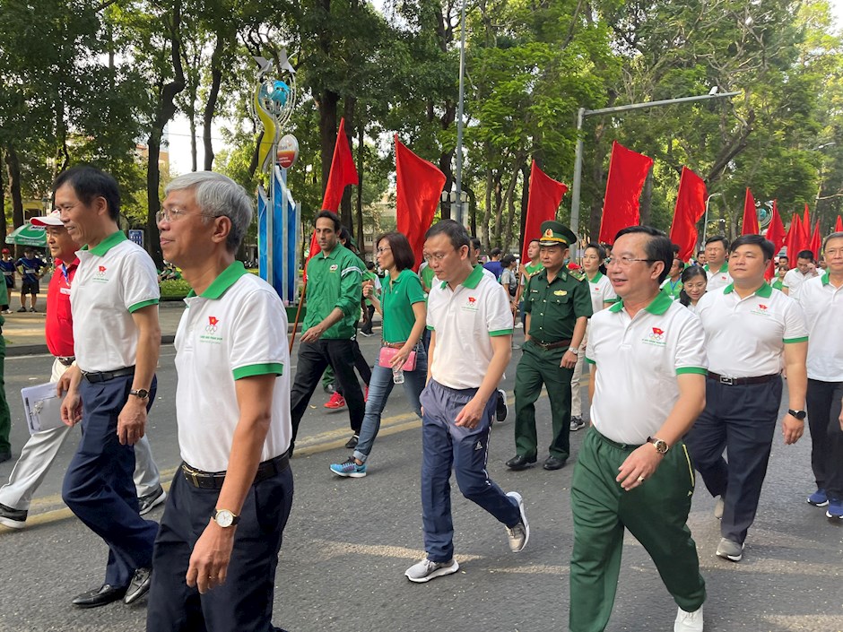 TP Hồ Chí Minh Hơn 30 000 người tham gia ngày chạy Olympic vì sức khỏe toàn dân