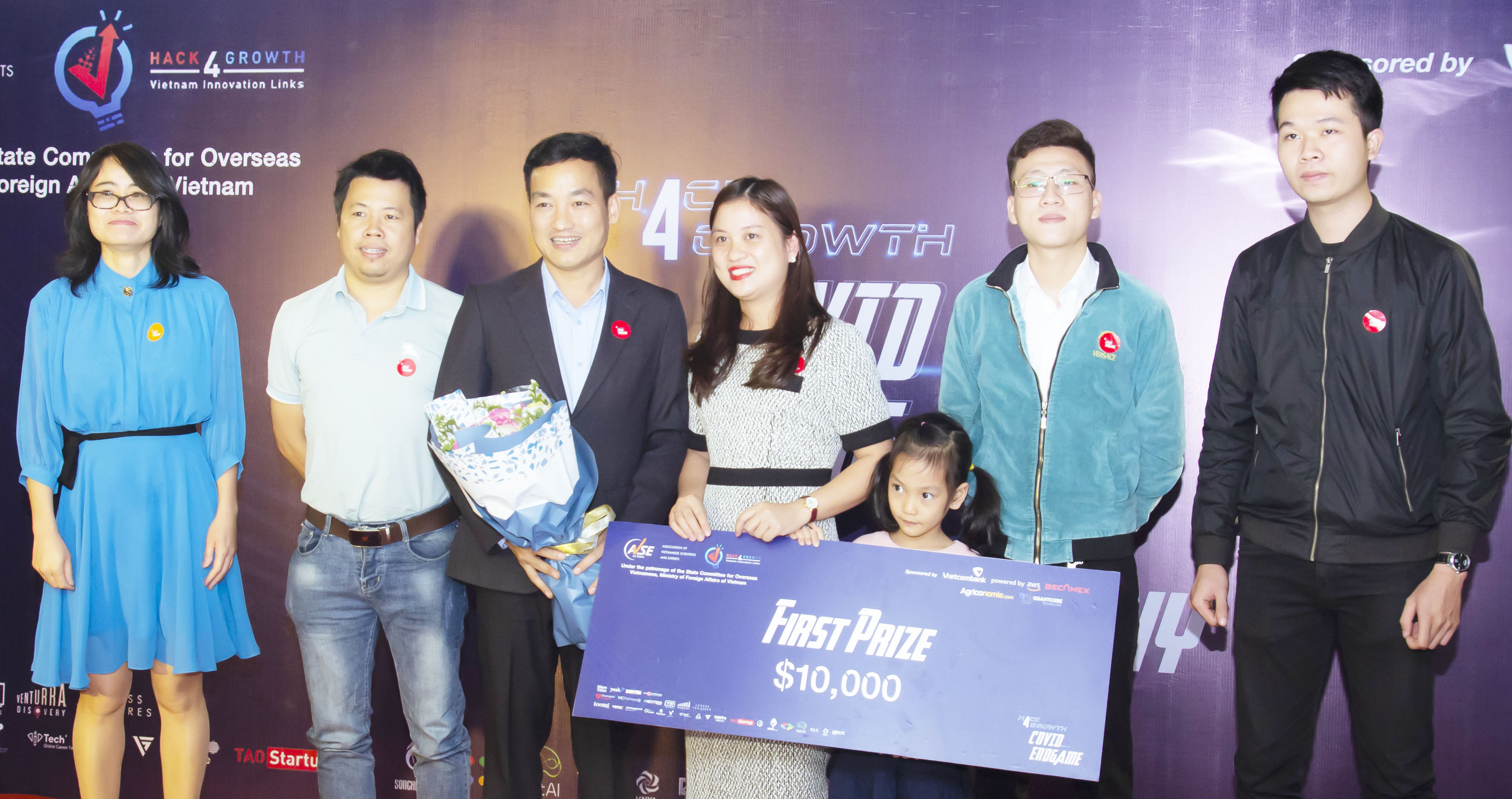 Phát động cuộc thi đổi mới sáng tạo Hack4Growth
