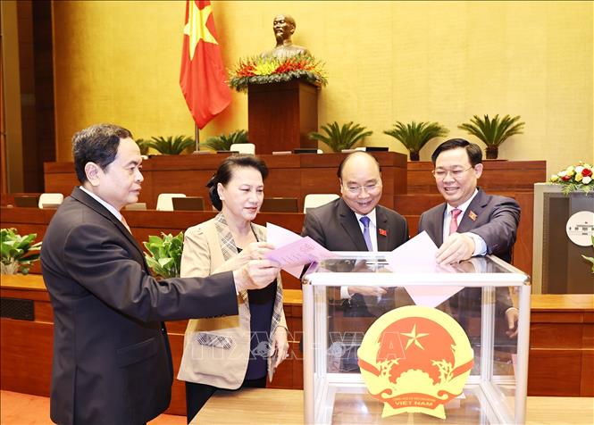 Quốc hội miễn nhiệm 3 Phó Chủ tịch Quốc hội