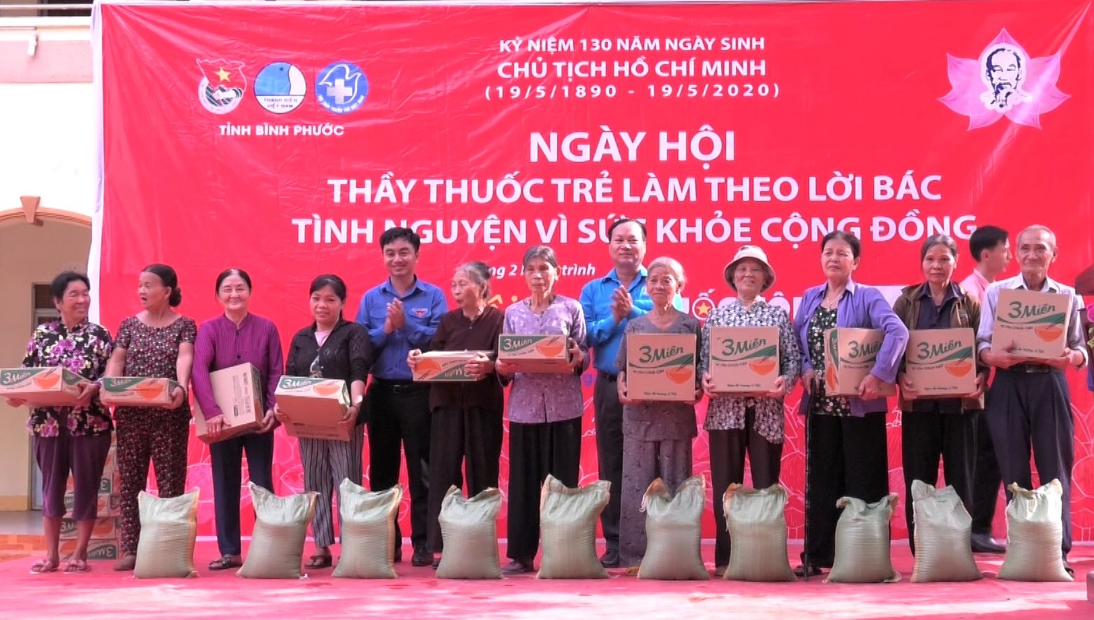 Đẩy mạnh hoạt động tình nguyện hướng về sức khỏe cộng đồng