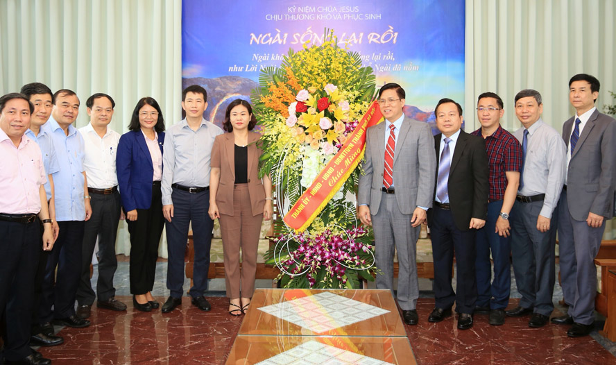 Lãnh đạo TP Hà Nội thăm, chúc mừng Tổng hội Thánh Tin lành Việt Nam miền Bắc