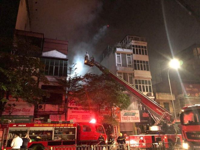 Hà Nội Cháy cửa hàng đồ sơ sinh, 4 người tử vong