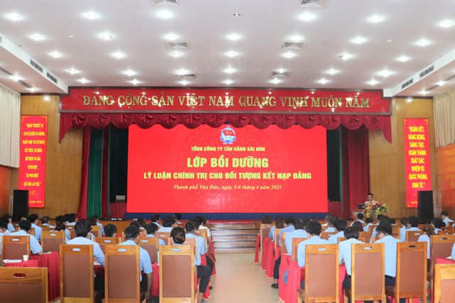 Tổng công ty Tân Cảng Sài Gòn Bồi dưỡng lý luận chính trị cho đối tượng đảng năm 2021