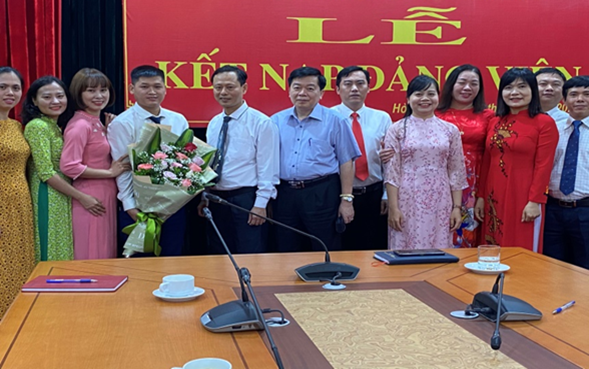 Nâng cao chất lượng công tác xây dựng Đảng để hoàn thành tốt nhiệm vụ chuyên môn