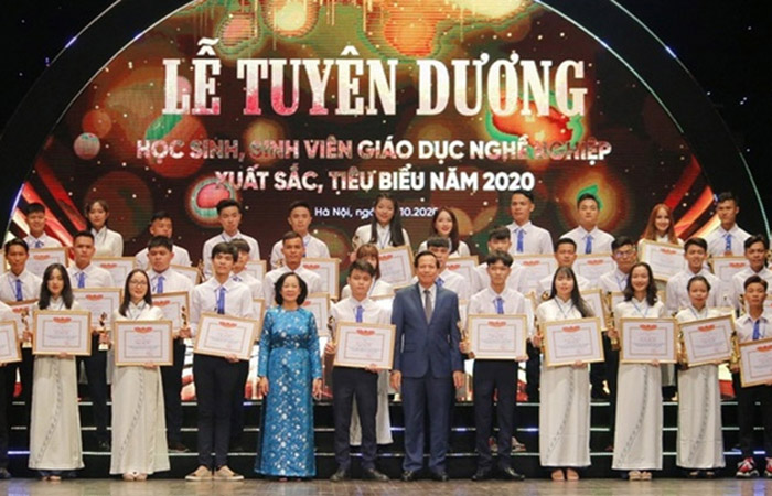 Tháng 9 2021, tuyên dương 150 học sinh, sinh viên GDNN xuất sắc