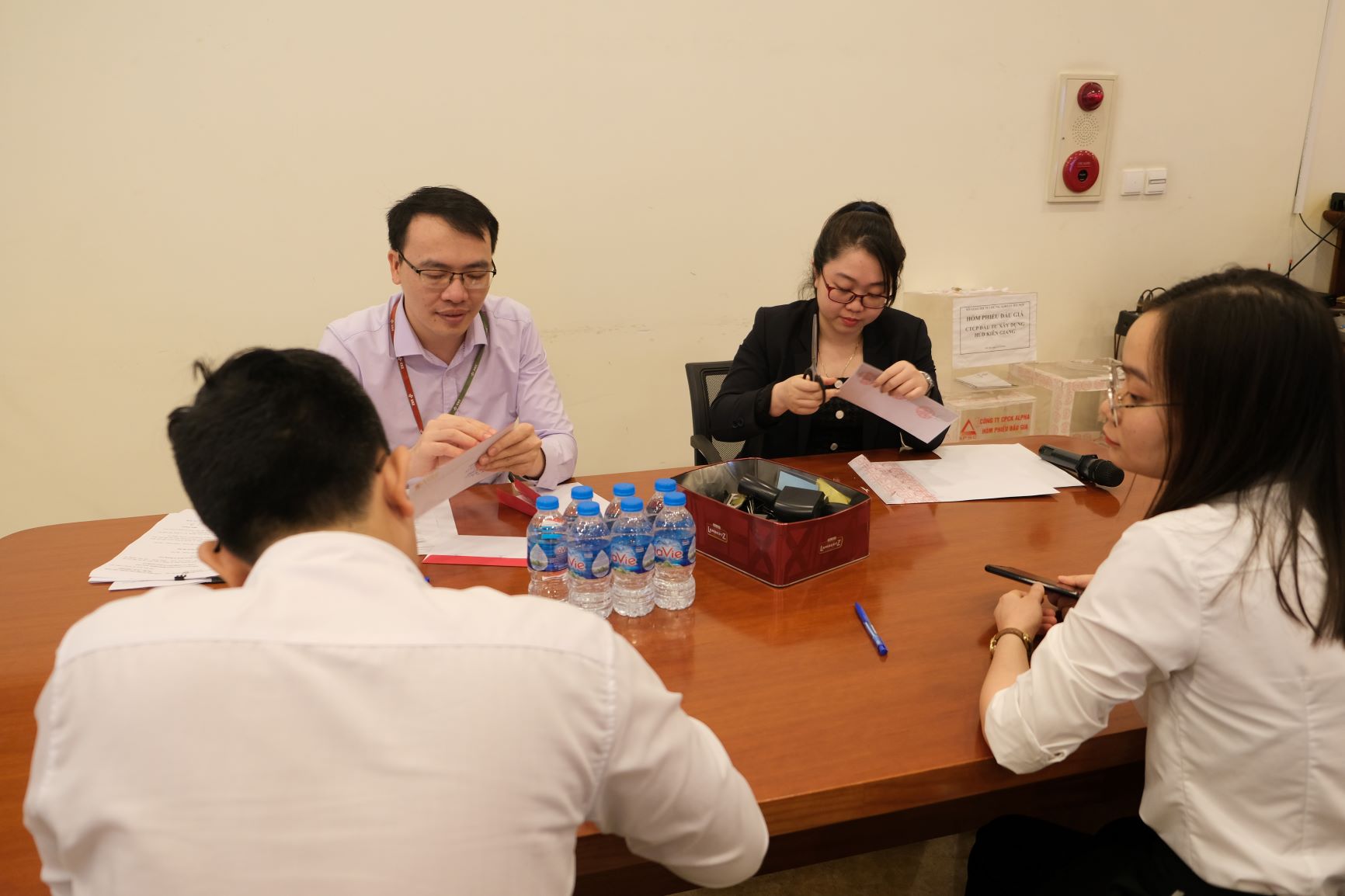 Công ty TNHH MTV In báo Nghệ An bán hết 53,2 số cổ phần chào bán

​