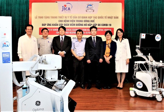 JICA hỗ trợ thiết bị phòng, chống dịch COVID-19 cho Bệnh viện Trung ương Huế