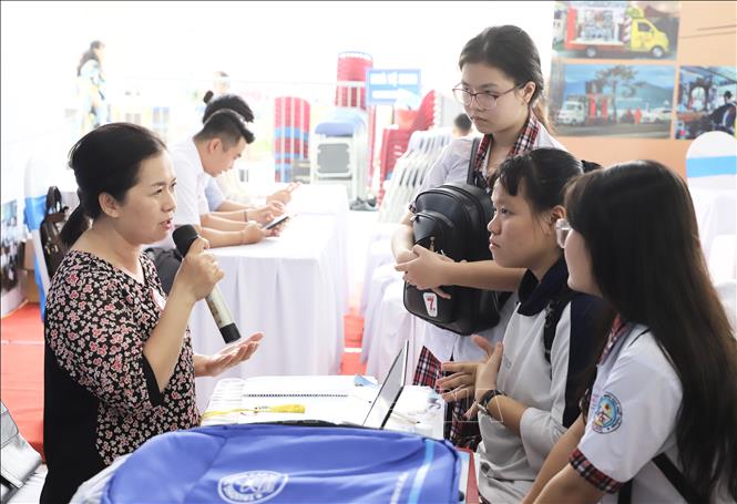 TP Hồ Chí Minh Hơn 2 000 học sinh tham gia Ngày hội Hướng nghiệp – Dạy nghề