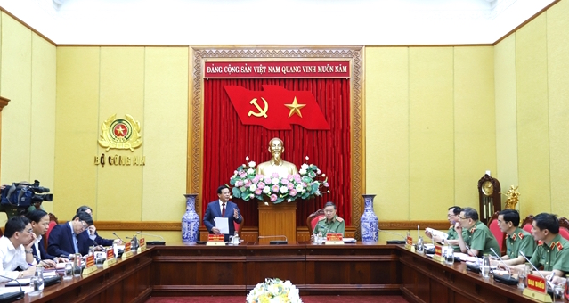 Đề nghị Ban Bí thư giao quyền đào tạo cao cấp lý luận chính trị trong CAND