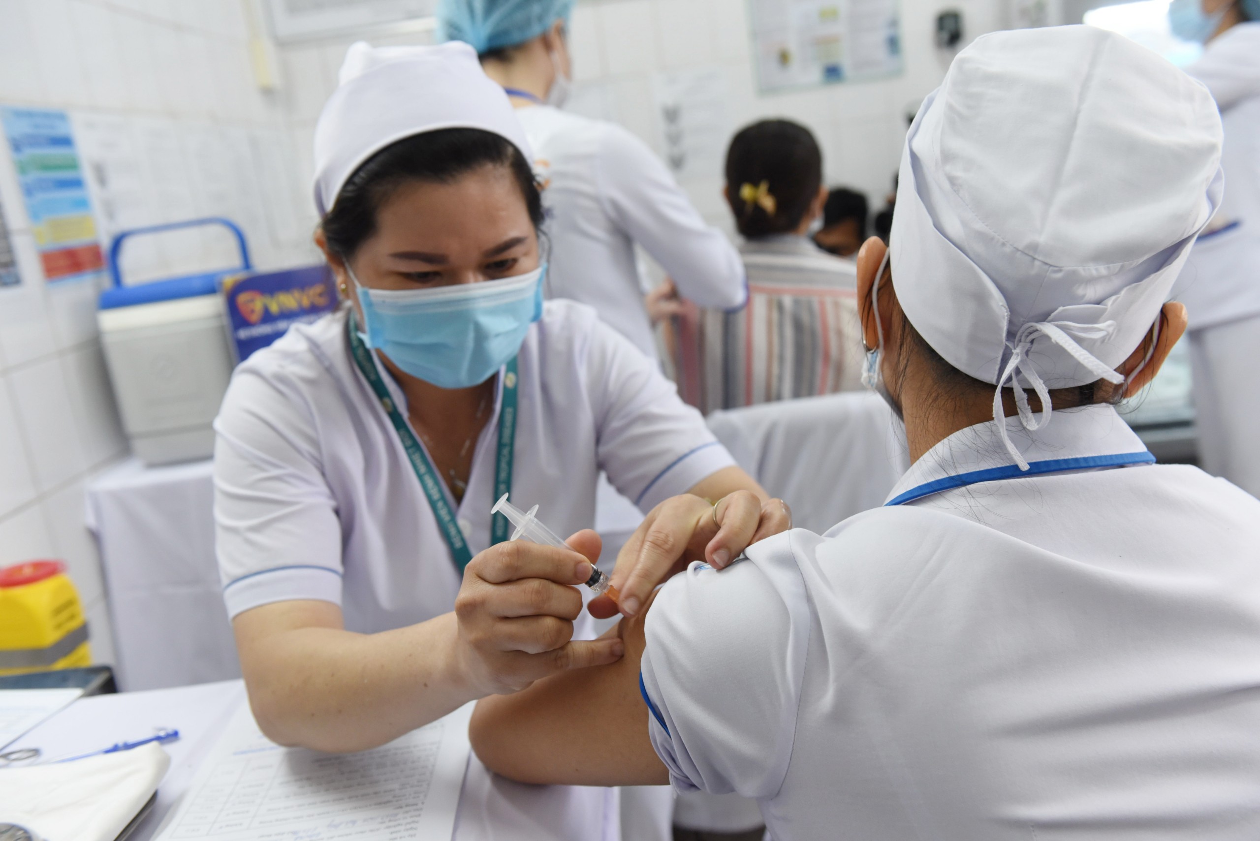 TP Hồ Chí Minh sẽ triển khai tiêm vắc-xin COVID-19 đợt 2 từ ngày 19 4