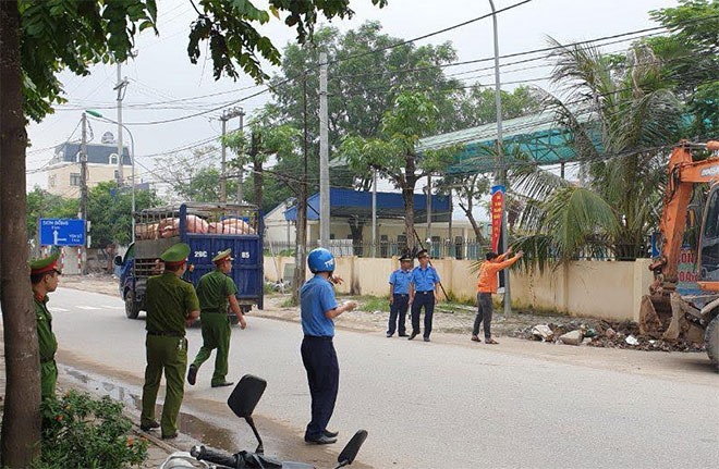 Hà Nội Giải tỏa hơn 900 trường hợp vi phạm hành lang an toàn giao thông