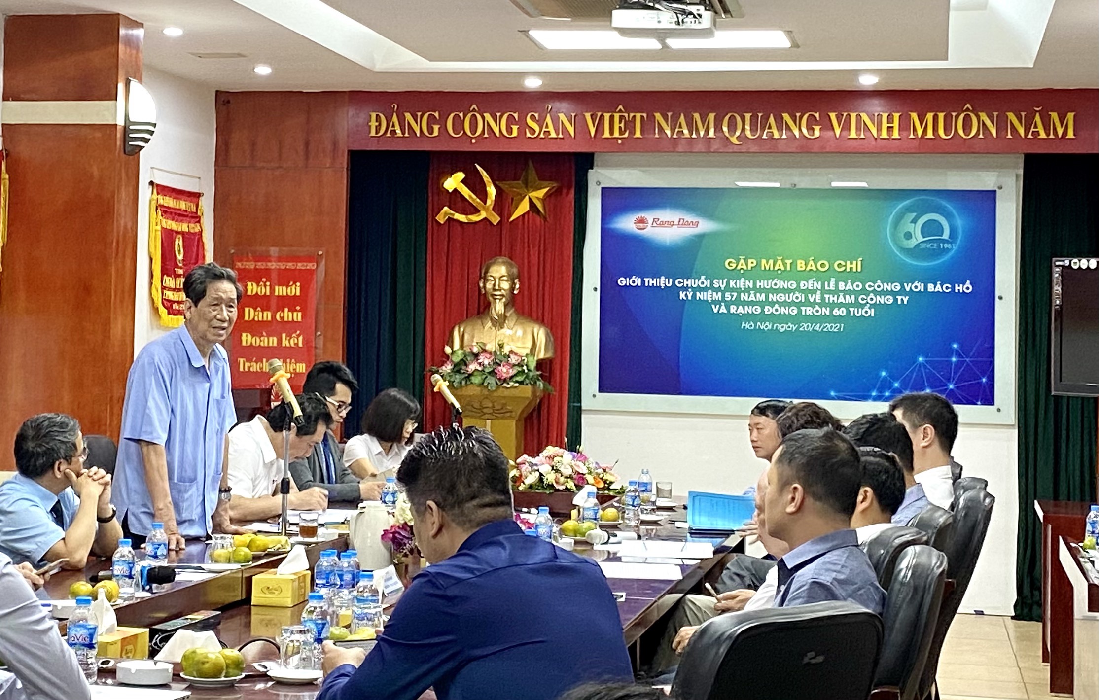 Chuỗi sự kiện kỷ niệm 57 năm ngày Bác Hồ về thăm