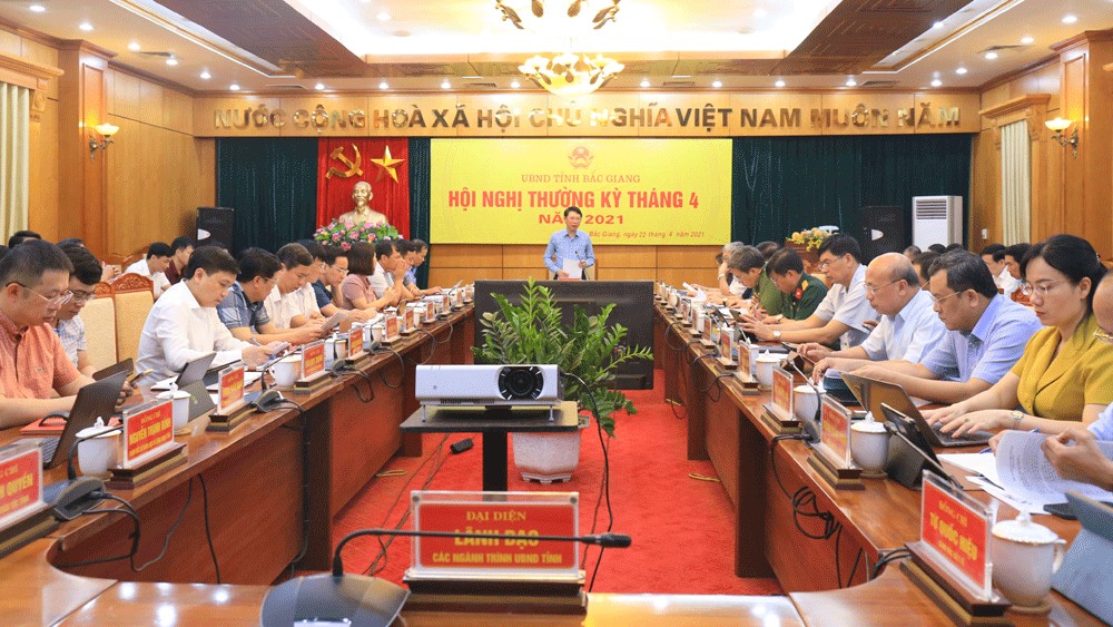 Bắc Giang Đẩy mạnh phong trào thi đua văn hóa công sở, tập trung quyết liệt cải cách thủ tục hành chính