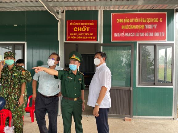 Khẩn cấp thiết lập lá chắn chống dịch COVID-19 tại đường biên