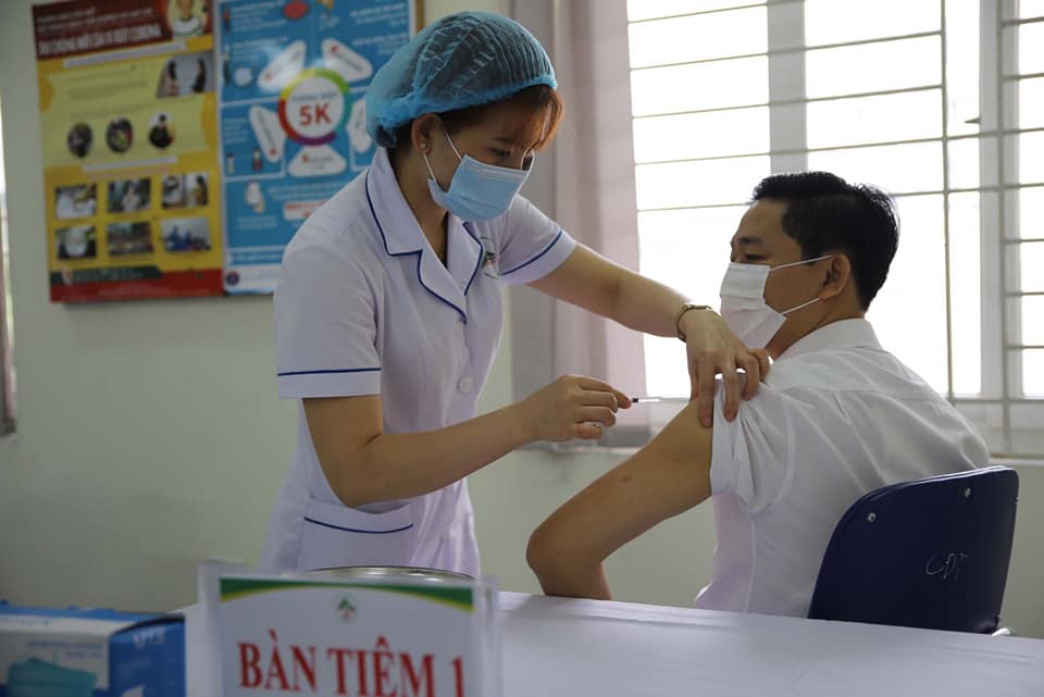 Thêm 2 ca mắc COVID-19 nhập cảnh