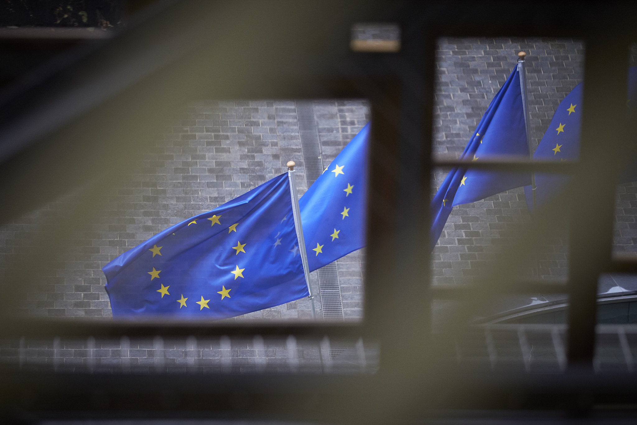 Nợ công và thâm hụt ngân sách các nước EU tăng vọt