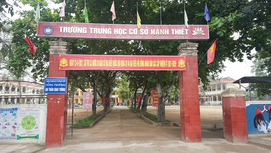 Truy tặng Bằng khen cho nam sinh người dân tộc Thái quên mình cứu bạn