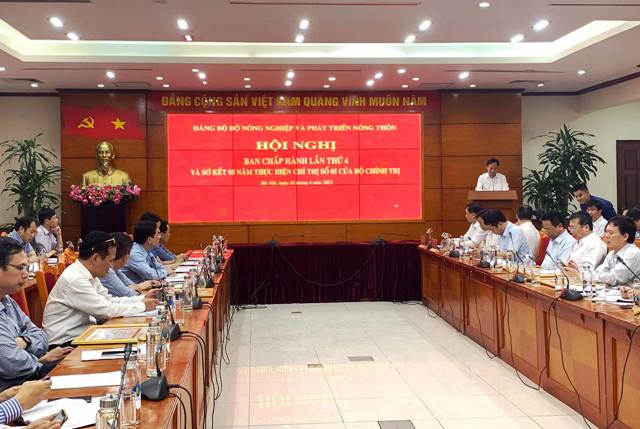 Phát huy tinh thần đoàn kết, nhất trí cao trong toàn Đảng bộ Bộ NN PTNT