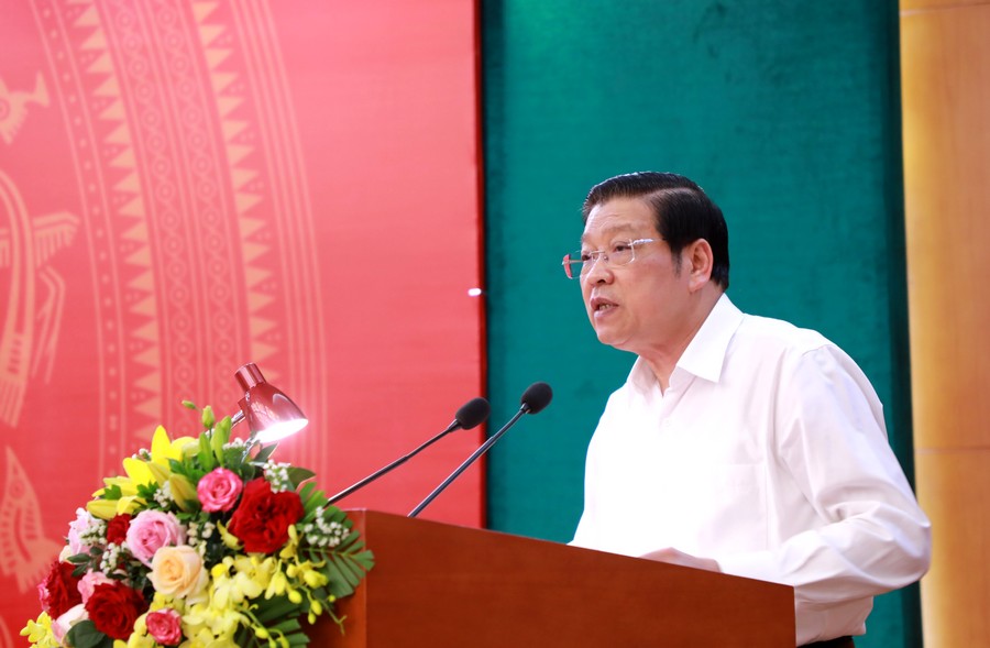Quán triệt NQĐH XIII của Đảng về công tác nội chính, phòng, chống tham nhũng