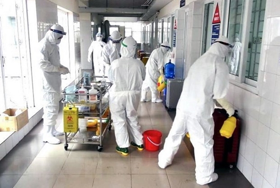 Nhiều địa phương tạm dừng các dịch vụ không cần thiết để phòng, chống dịch