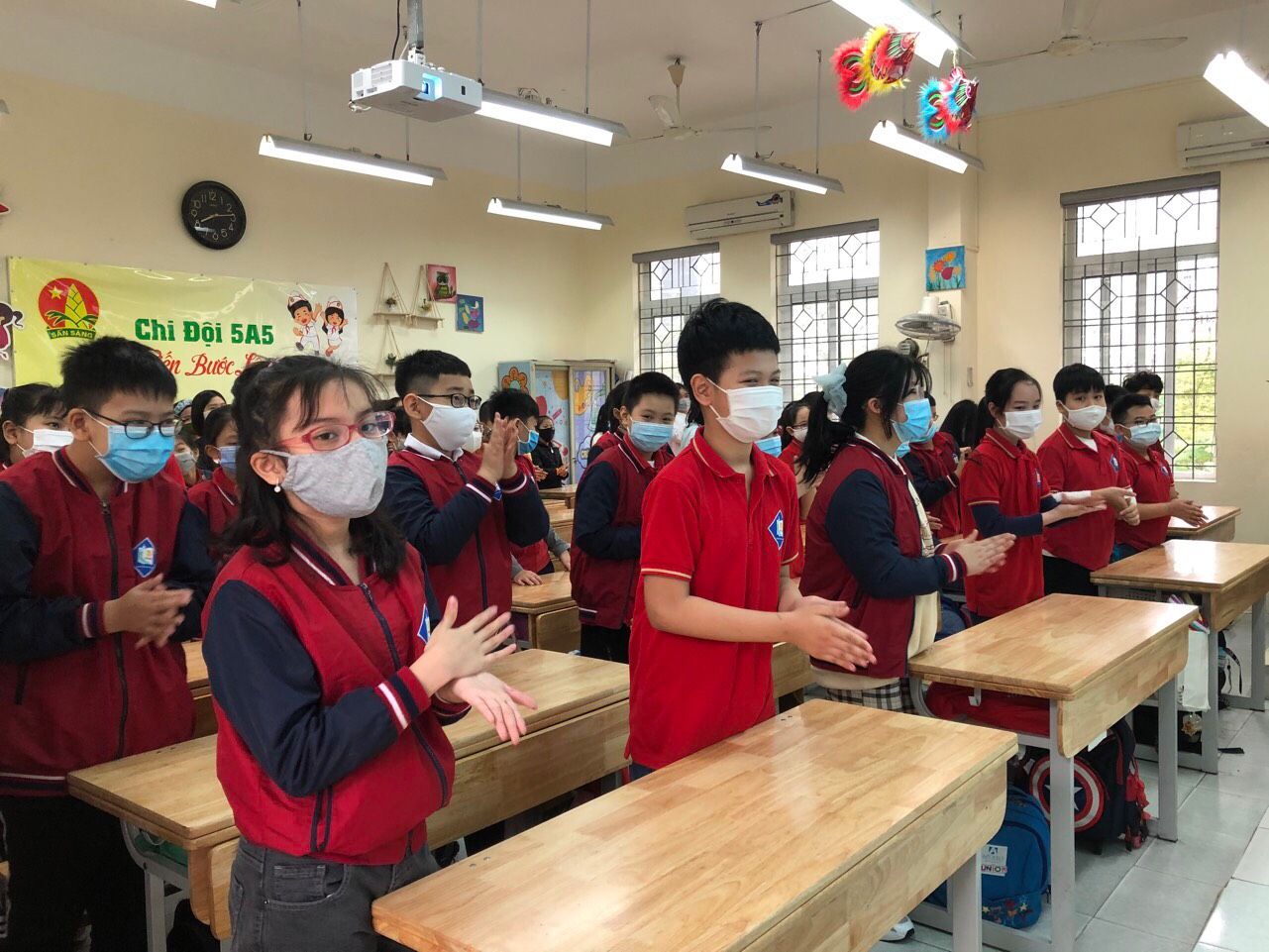 Bộ GD ĐT yêu cầu tăng cường thực hiện biện pháp phòng, chống COVID-19