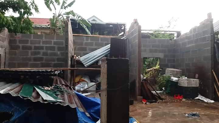 Quảng Trị Mưa dông kèm lốc xoáy khiến 106 nhà bị tốc mái