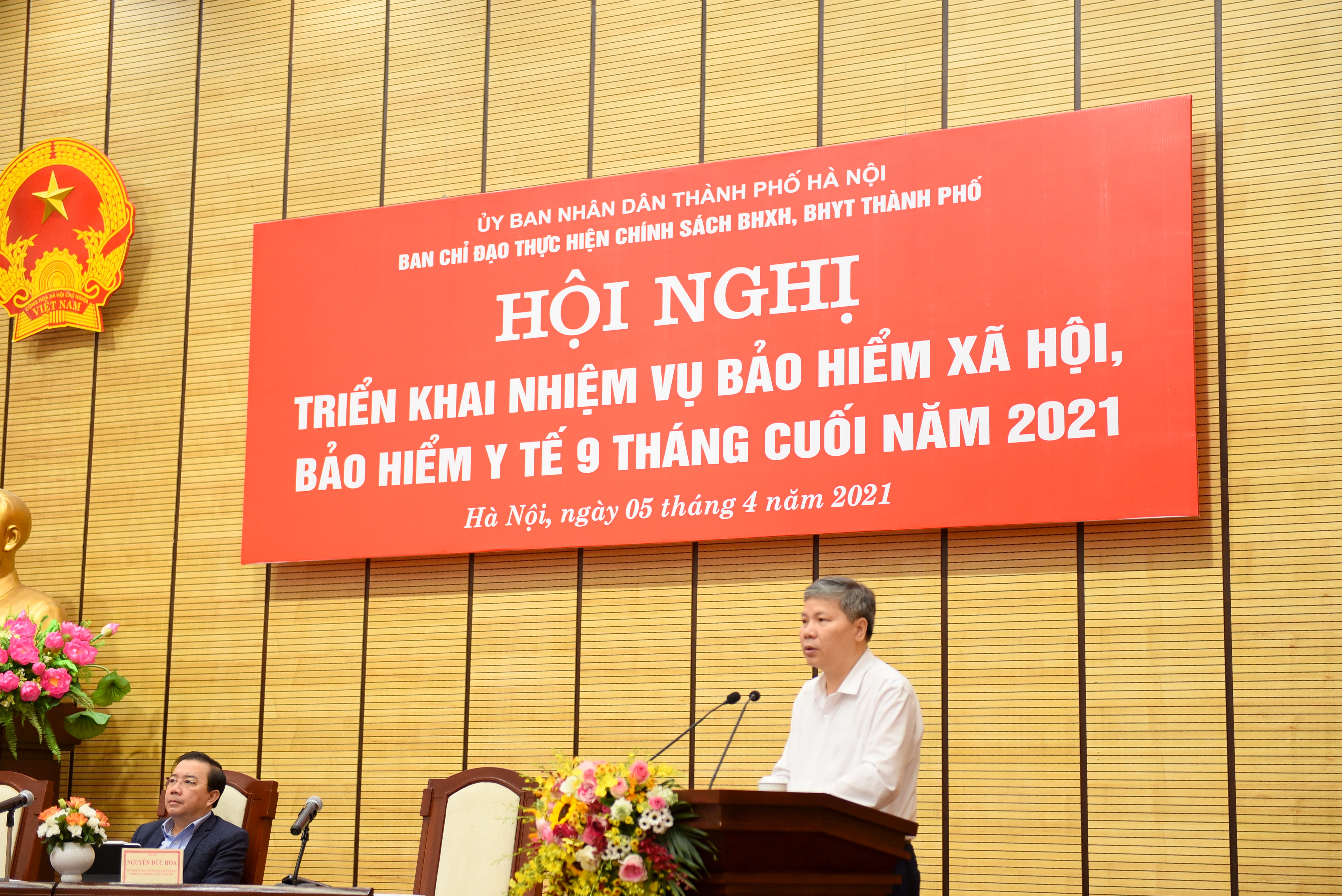 BHXH thành phố Hà Nội thi đua đẩy mạnh cải cách hành chính