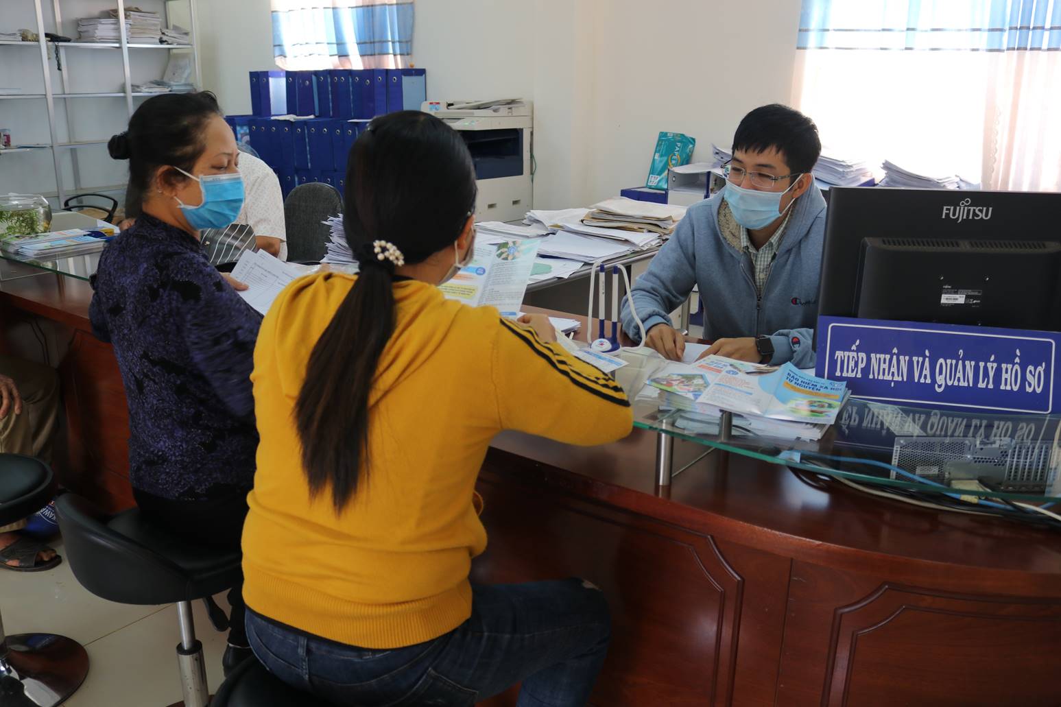 Đắk Lắk Chi trả lương hưu, trợ cấp BHXH, BHTN tháng 5,6