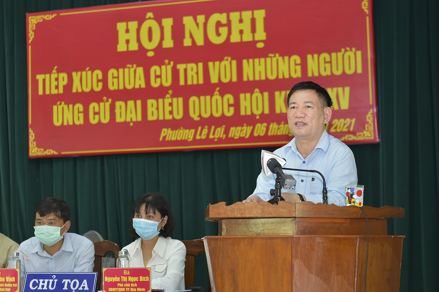 ​Bộ trưởng Bộ Tài chính Hồ Đức Phớc tiếp xúc cử tri tại Bình Định
