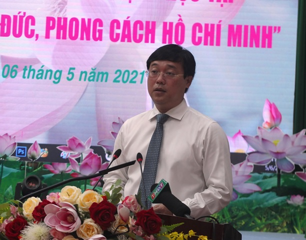 Tích cực học tập và làm theo tư tưởng, đạo đức, phong cách Hồ Chí Minh