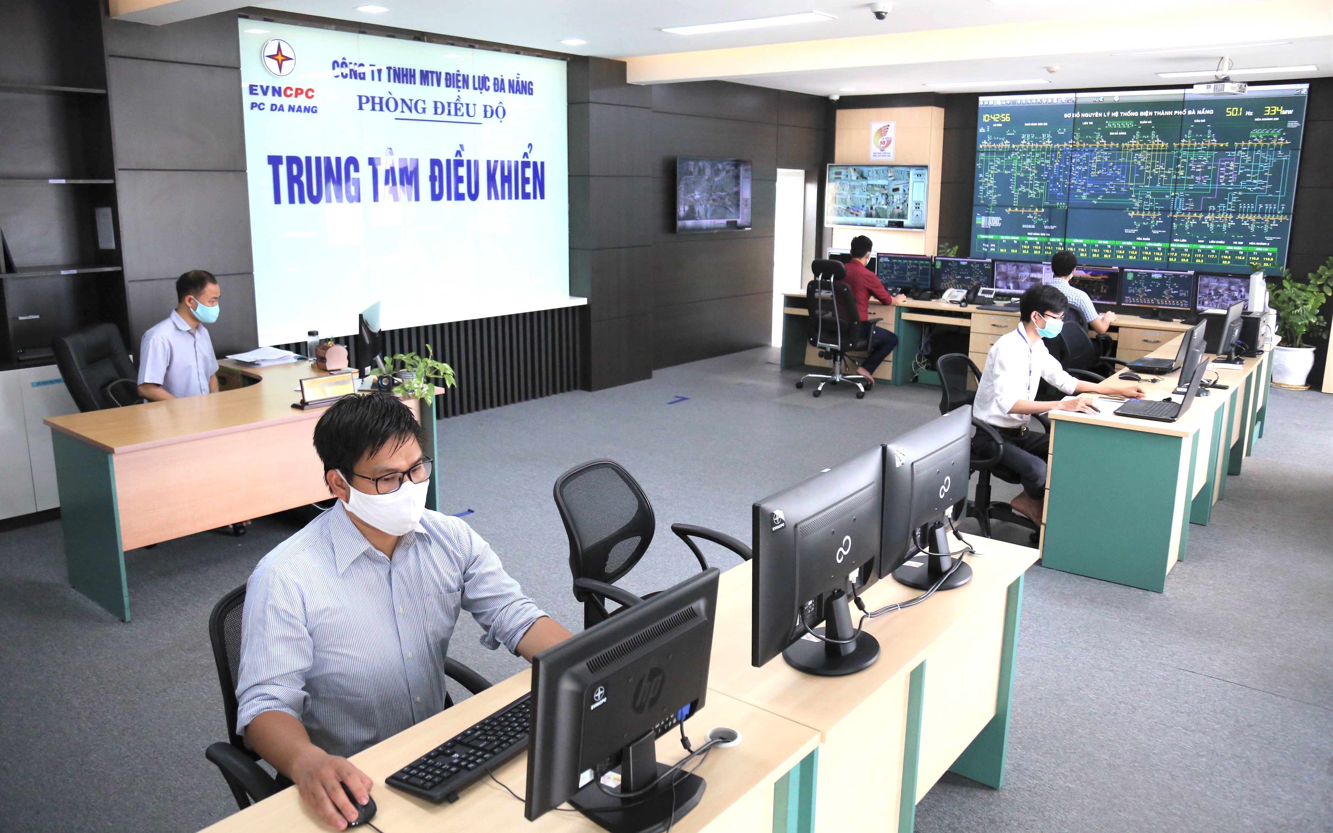 EVNCPC Đảm bảo cung cấp điện cho phòng, chống dịch COVID-19