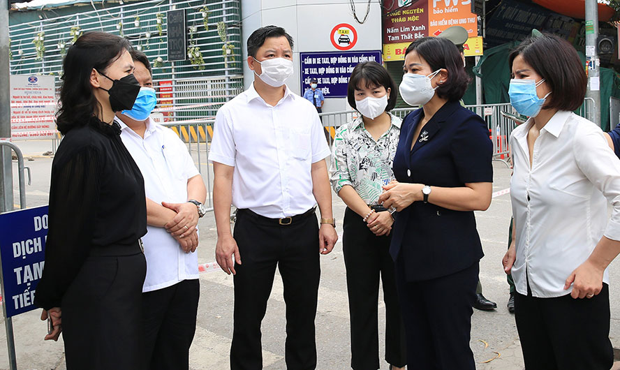 Đẩy nhanh lấy mẫu xét nghiệm, không bỏ sót người liên quan đến Bệnh viện K
