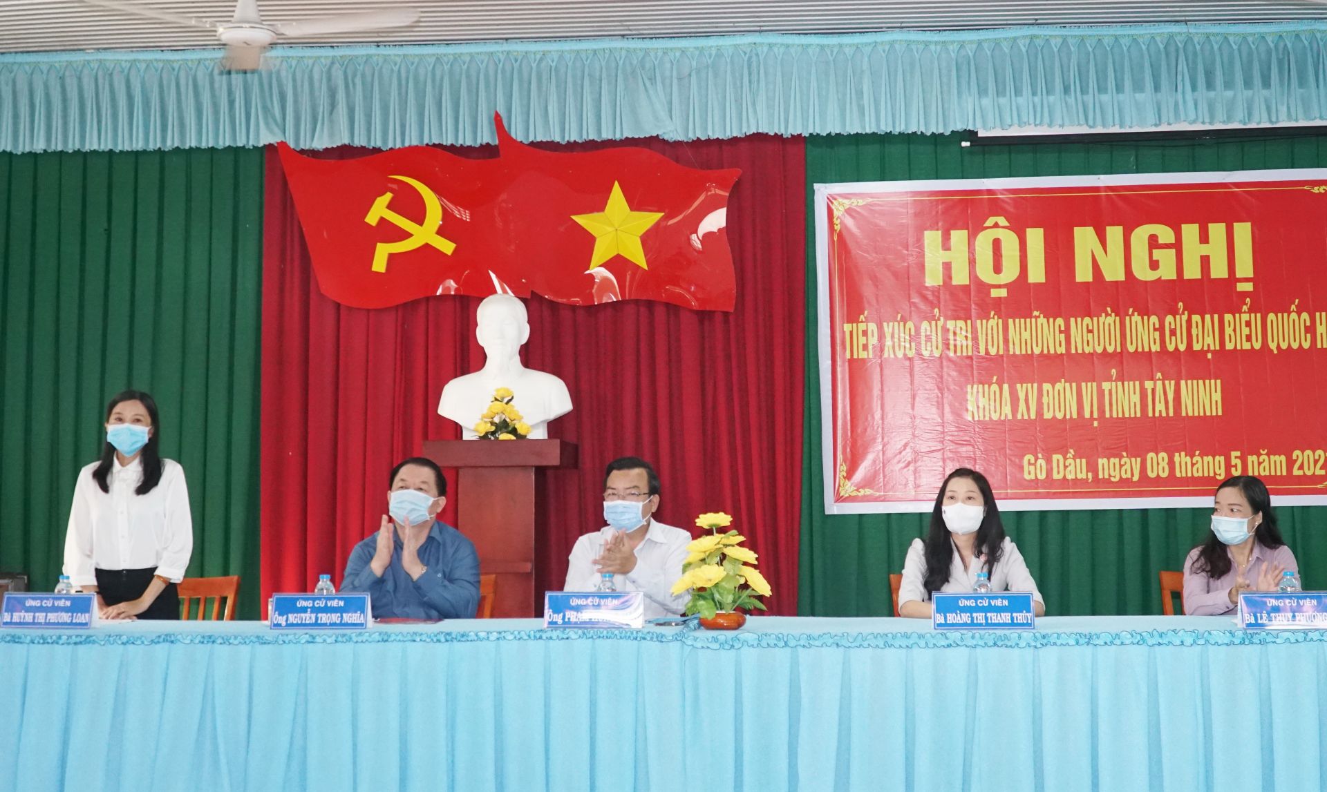 Trưởng ban Tuyên giáo Trung ương và các ứng cử viên đại biểu Quốc hội Khóa XV tiếp xúc cử tri tại Tây Ninh

​