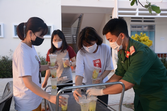 Tích cực, chủ động tham gia đẩy lùi dịch bệnh COVID-19