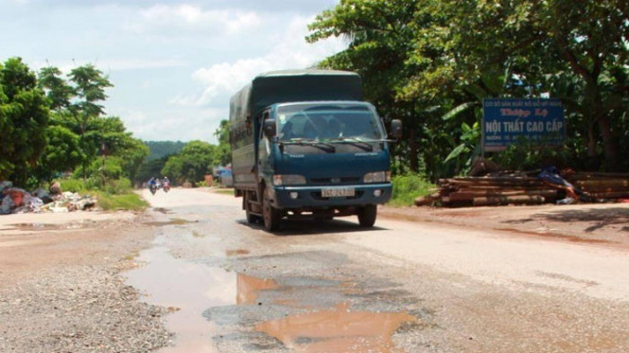 Khẩn trương khắc phục các bất cập trong bảo trì đường bộ ở Bắc Giang