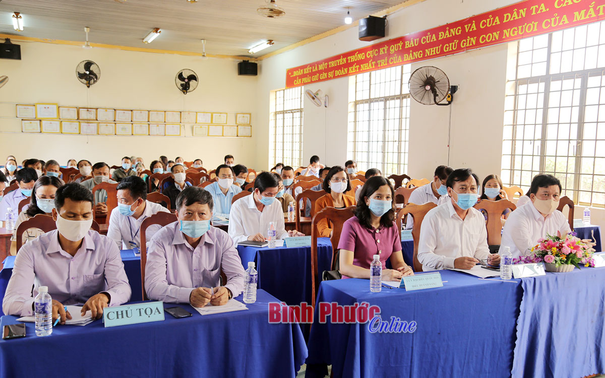 Phản ánh trung thực ý kiến, kiến nghị của cử tri