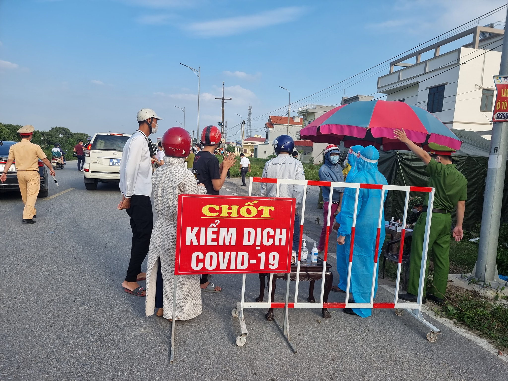 Trưa 15 5, ghi nhận 18 ca mắc mới COVID-19