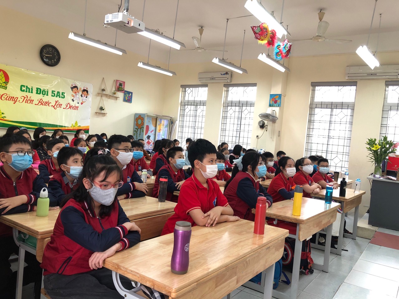 Bộ GD ĐT đồng ý kéo dài năm học 2020-2021