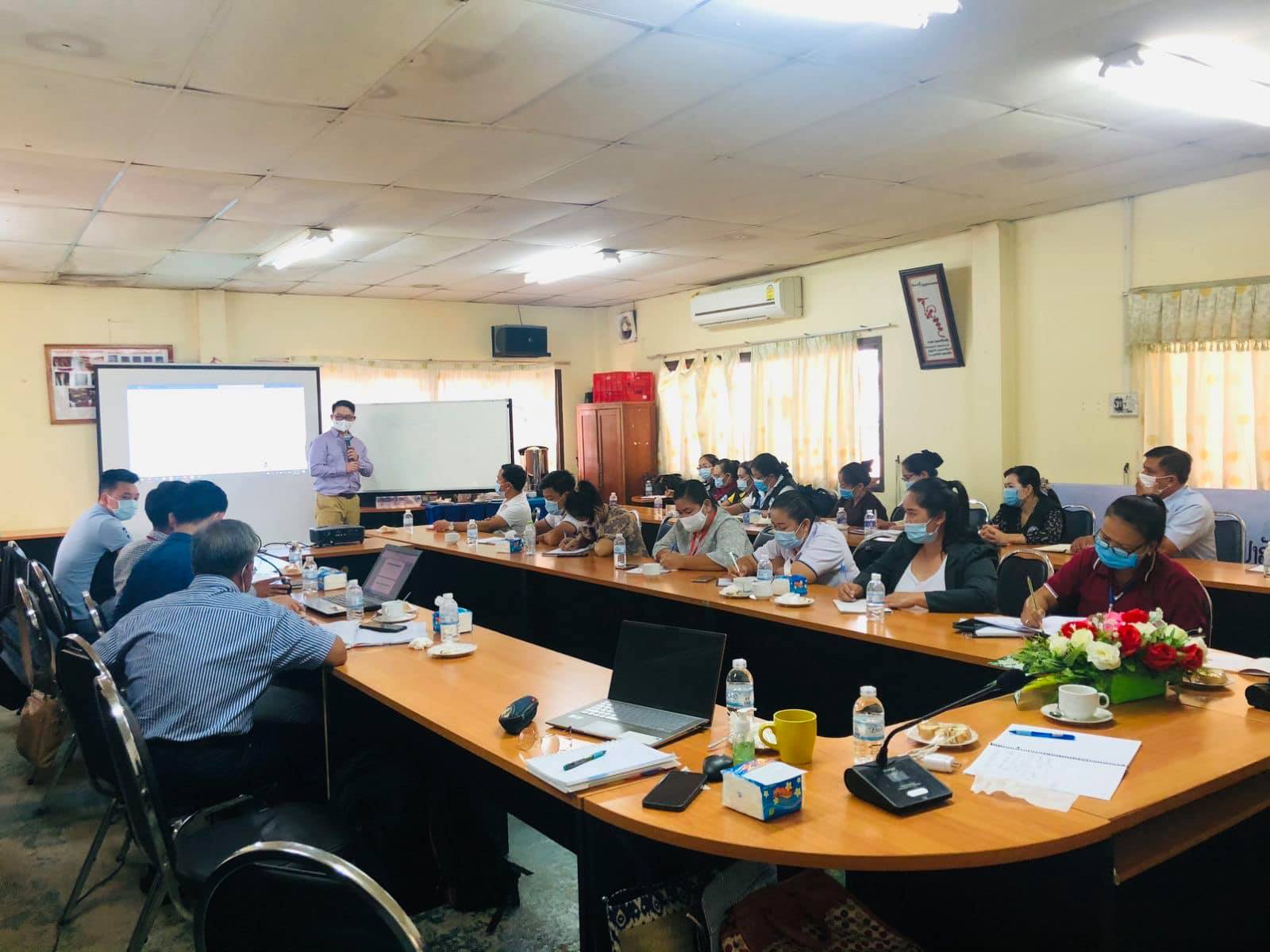 Chuyên gia Y tế Việt Nam đề xuất biện pháp quyết liệt chống dịch COVID-19 tại Lào