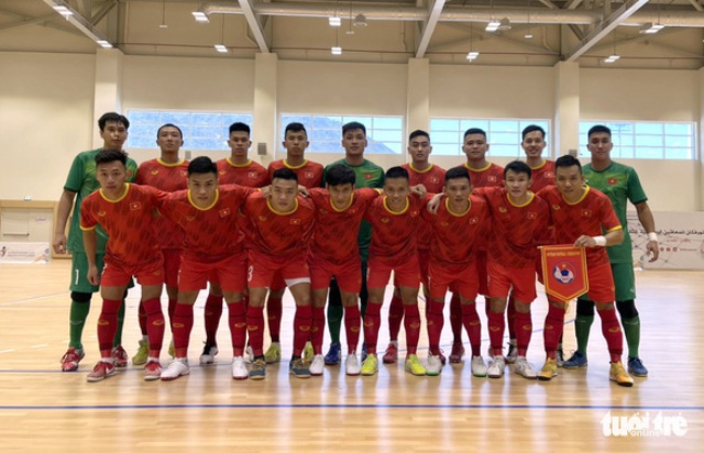 Giao hữu tại UAE Việt Nam dẫn trước 2-1