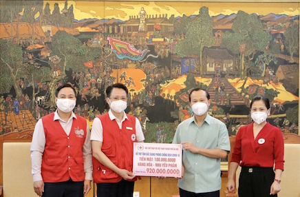 Hội Chữ thập đỏ thành phố Hà Nội hỗ trợ trên 1,3 tỷ đồng giúp Bắc Giang, Bắc Ninh ứng phó với dịch bệnh