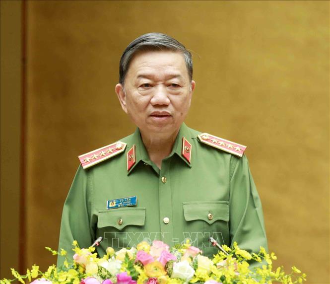 Xứng đáng là điểm tựa tinh thần, chỗ dựa vững chắc của nhân dân trong sự nghiệp bảo vệ an ninh, trật tự