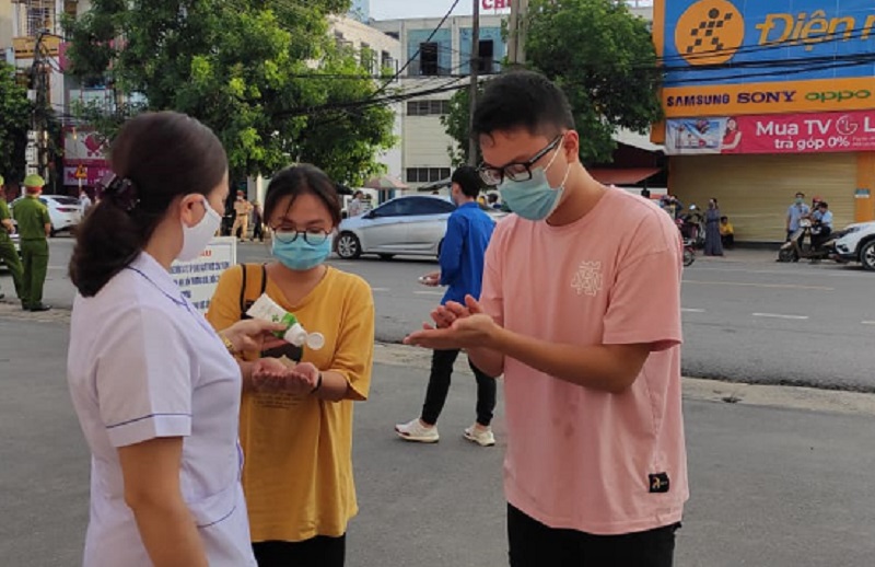 Thi tốt nghiệp THPT 2021 Một số địa phương chủ động kịch bản ứng phó với dịch bệnh COVID-19